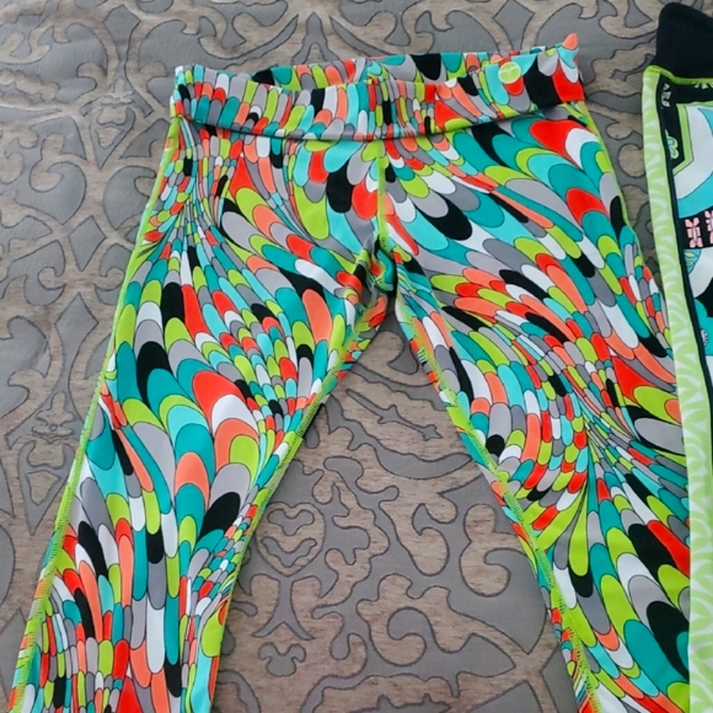 Trina Turk Turquoise Coral Black Abstract Leggings. 2 Prs - Picture 2 of 5